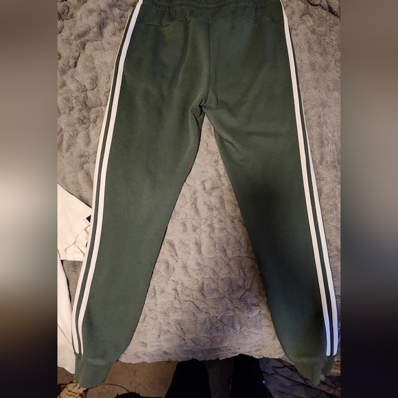 Adidas Jogger's - Picture 2 of 7
